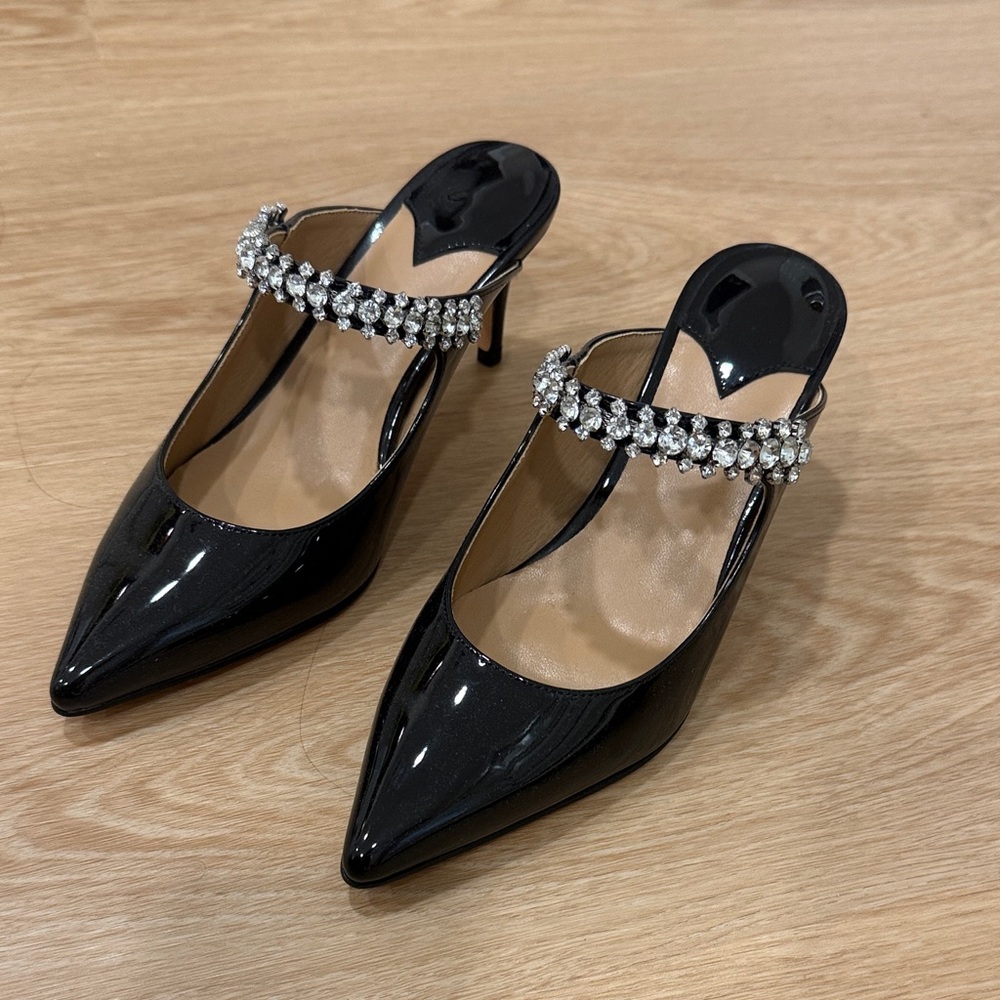 Elegant Black Women's Heels with Rhinestone Strap